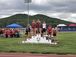 Jeeps Advance to Regional